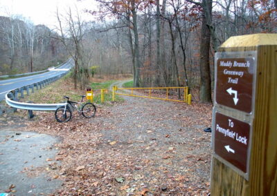 Muddy Branch Greenway Trail trailhead in North Potomac