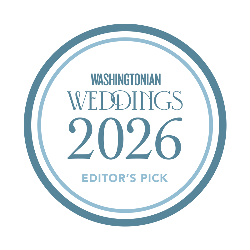 weddingwire-gold2<br />
love couture bridal shop